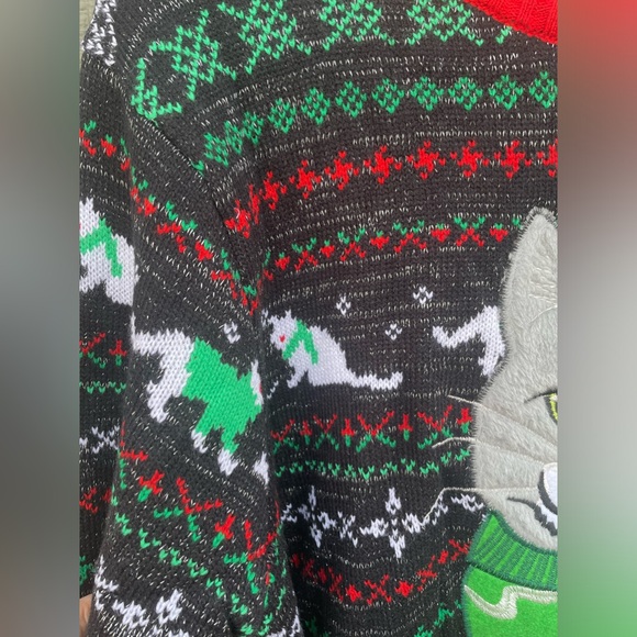 Christmas Cat Sweater - Picture 5 of 9